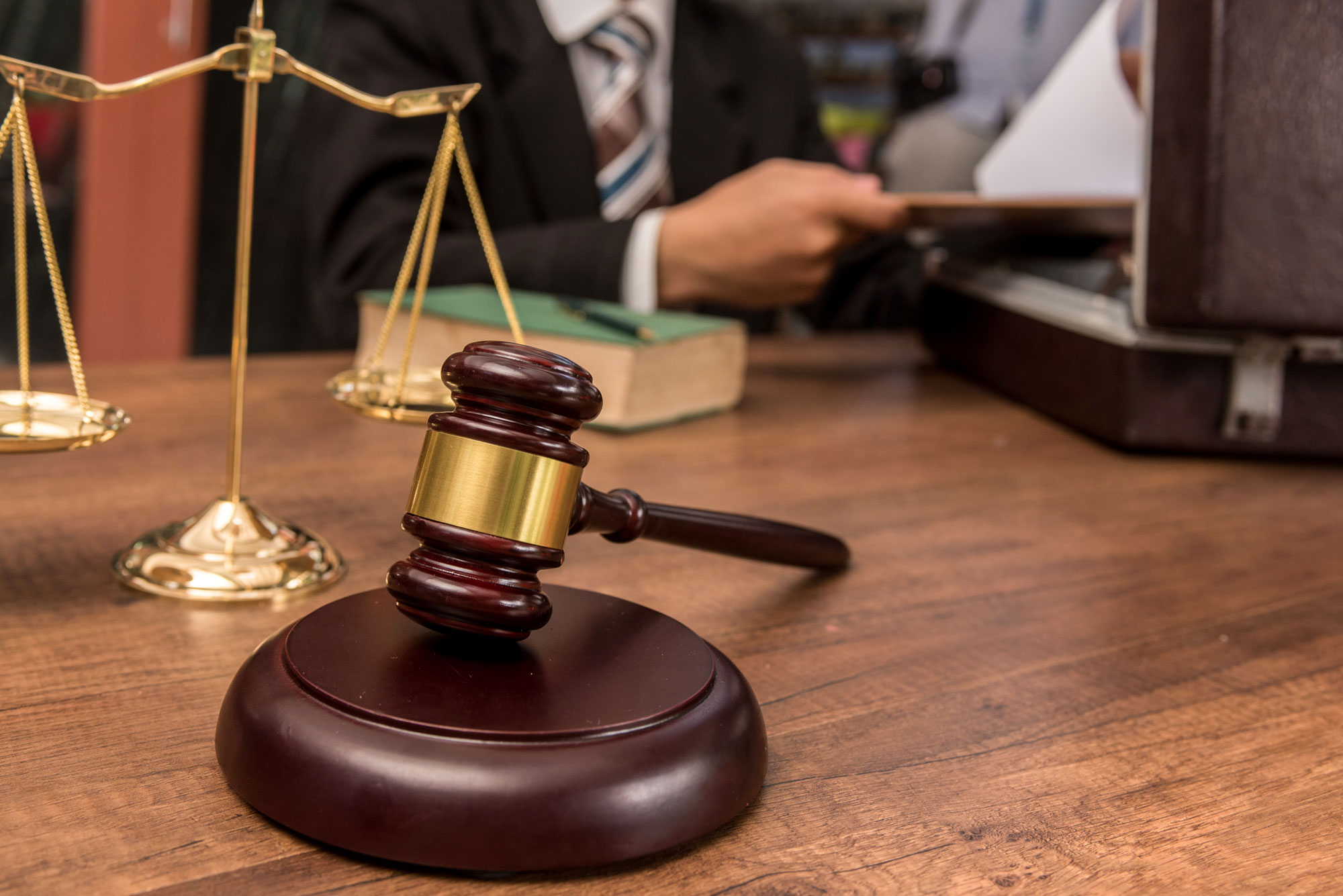 Quantifying the Impact of Dark Patterns on Consumer Purchasing Decisions: Brattle Economists Discuss in New <i>Law360</i> Article