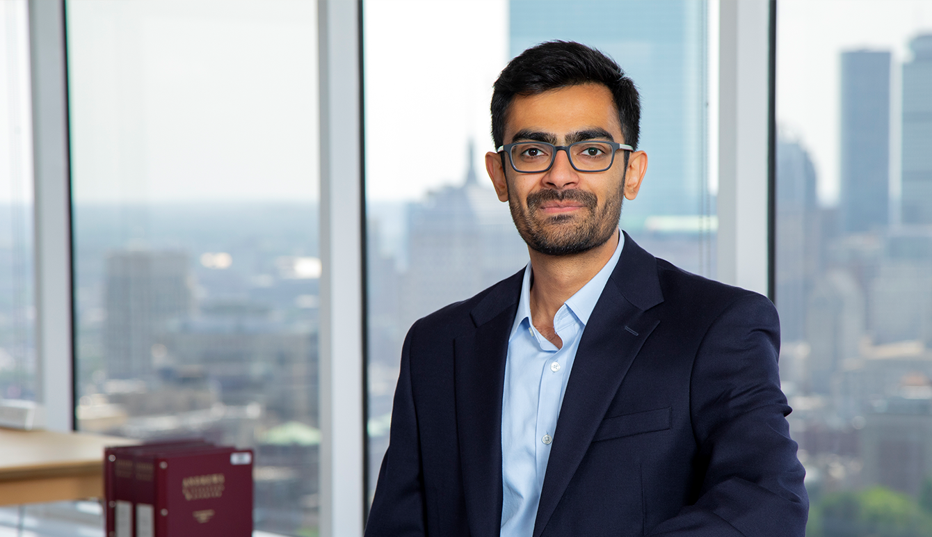 Akhilesh Ramakrishnan to Moderate Panel on Electrifying Transportation